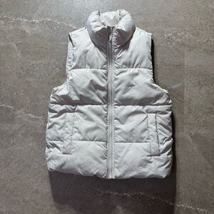 Abercrombie Kids Cream Puffer Vest - Size 9/10